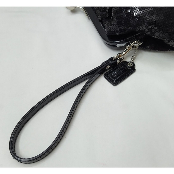 Coach Black Sequin Kisslock Framed Large Evening Clutch - Wristlet - Picture 7 of 14